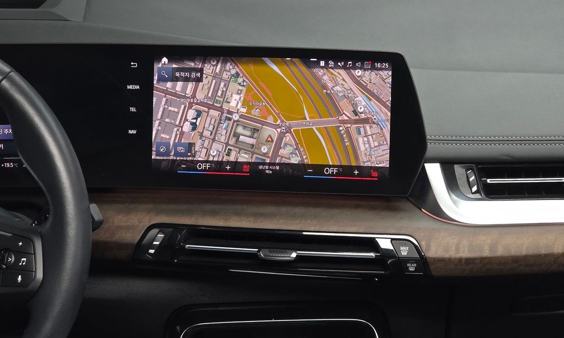 BMW 2-Series 2023