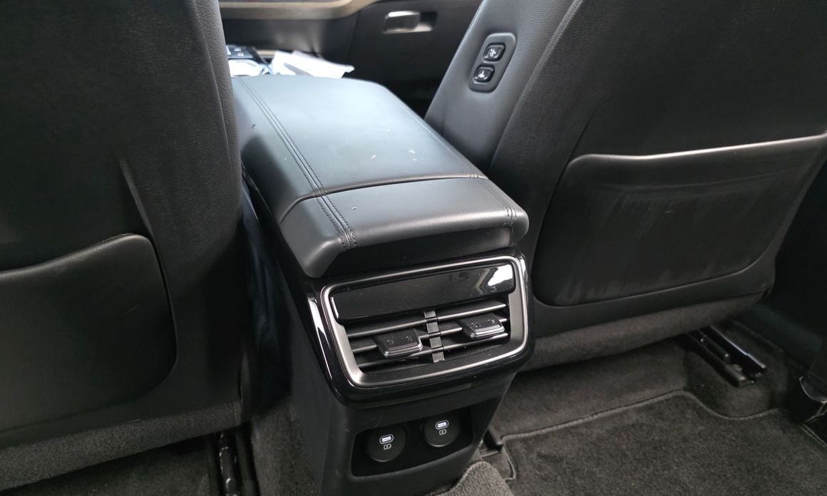 Kia K8 2023