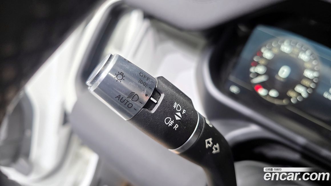 Land Rover Defender 2022