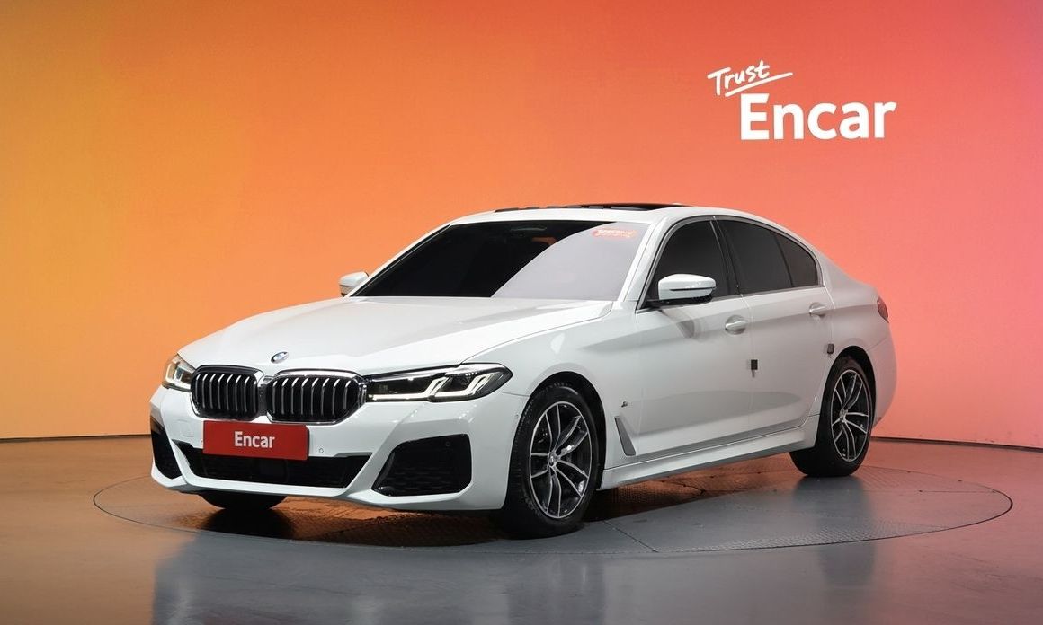 BMW 5-Series 2023