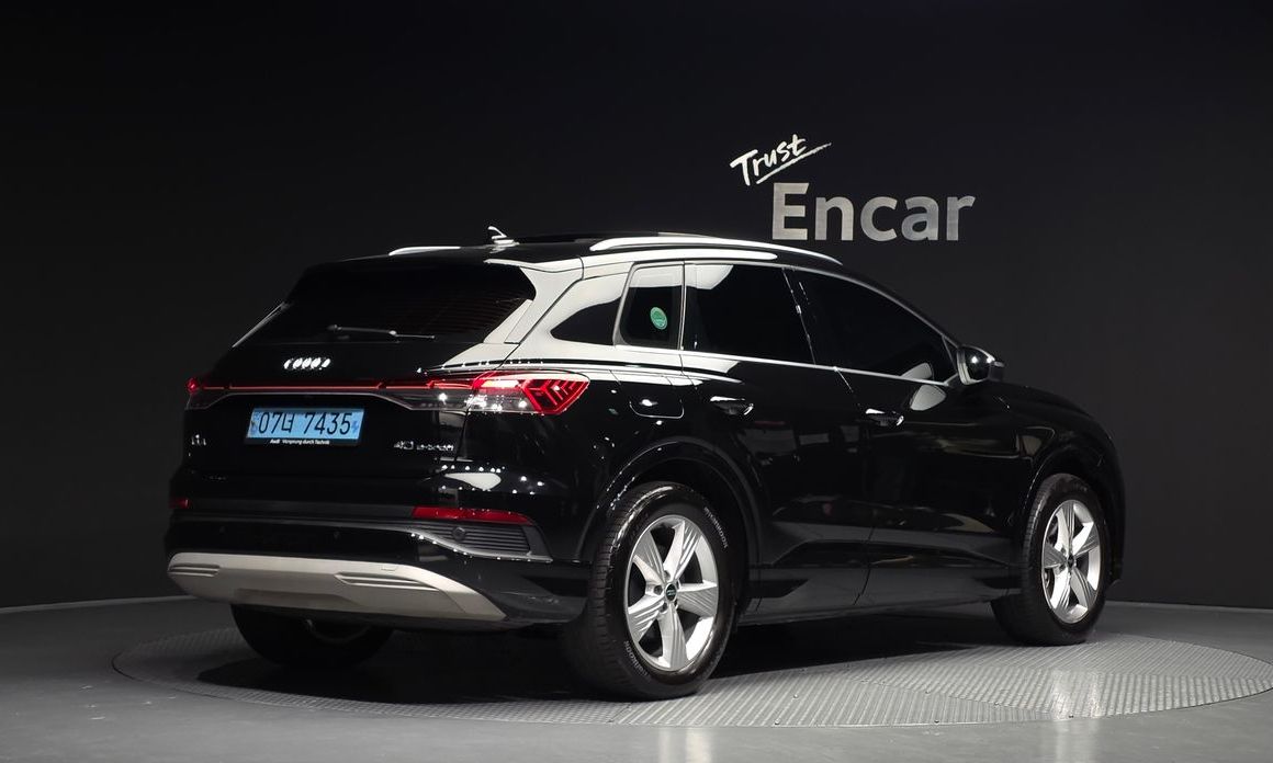 Audi Q4 e-tron 2023