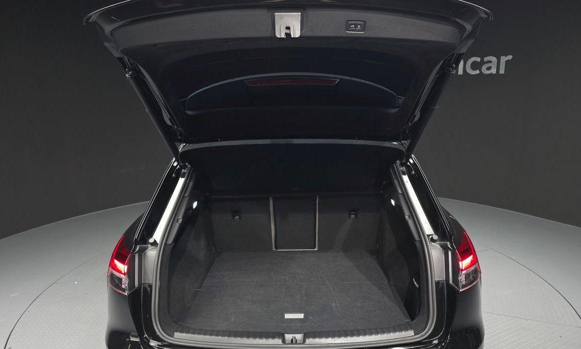 Audi Q4 e-tron 2023