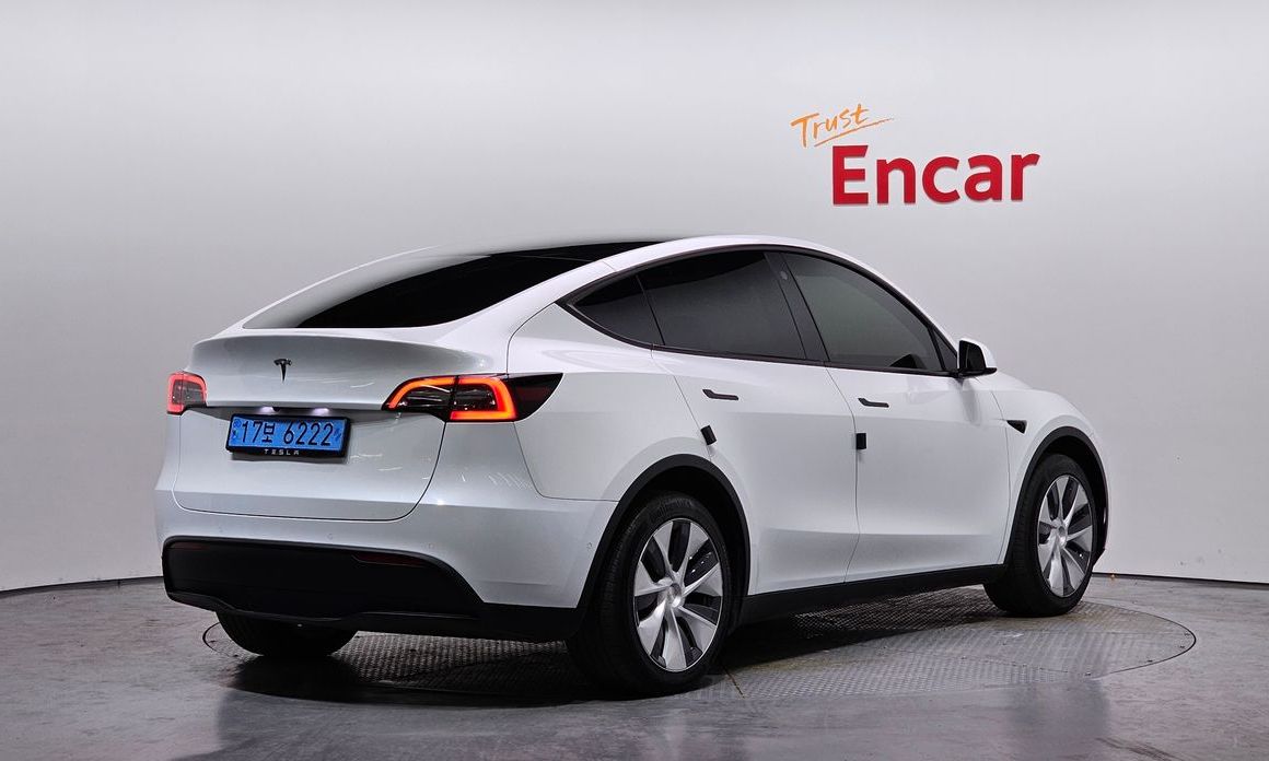 Tesla Model Y 2022