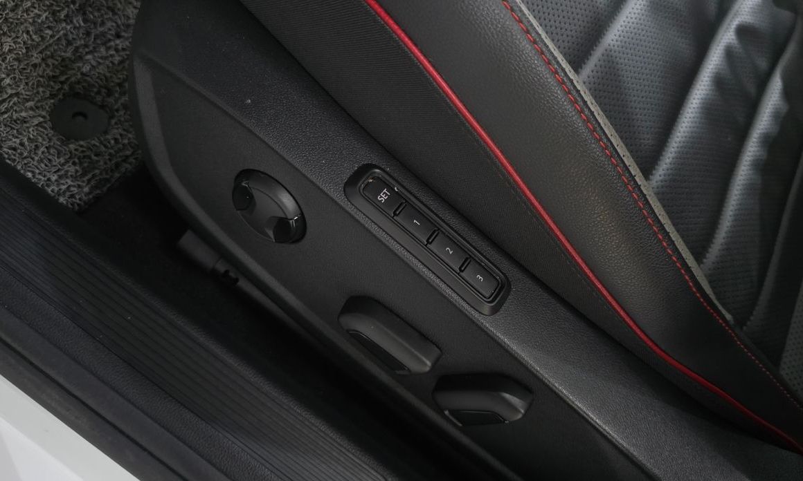 Volkswagen Golf 2023