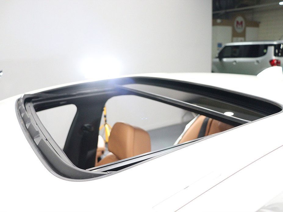 BMW 5-Series 2023