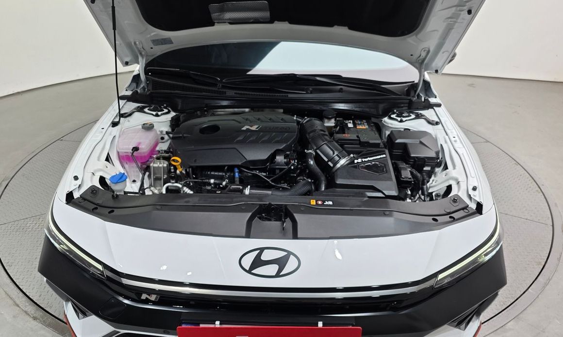 Hyundai AVANTE 2025