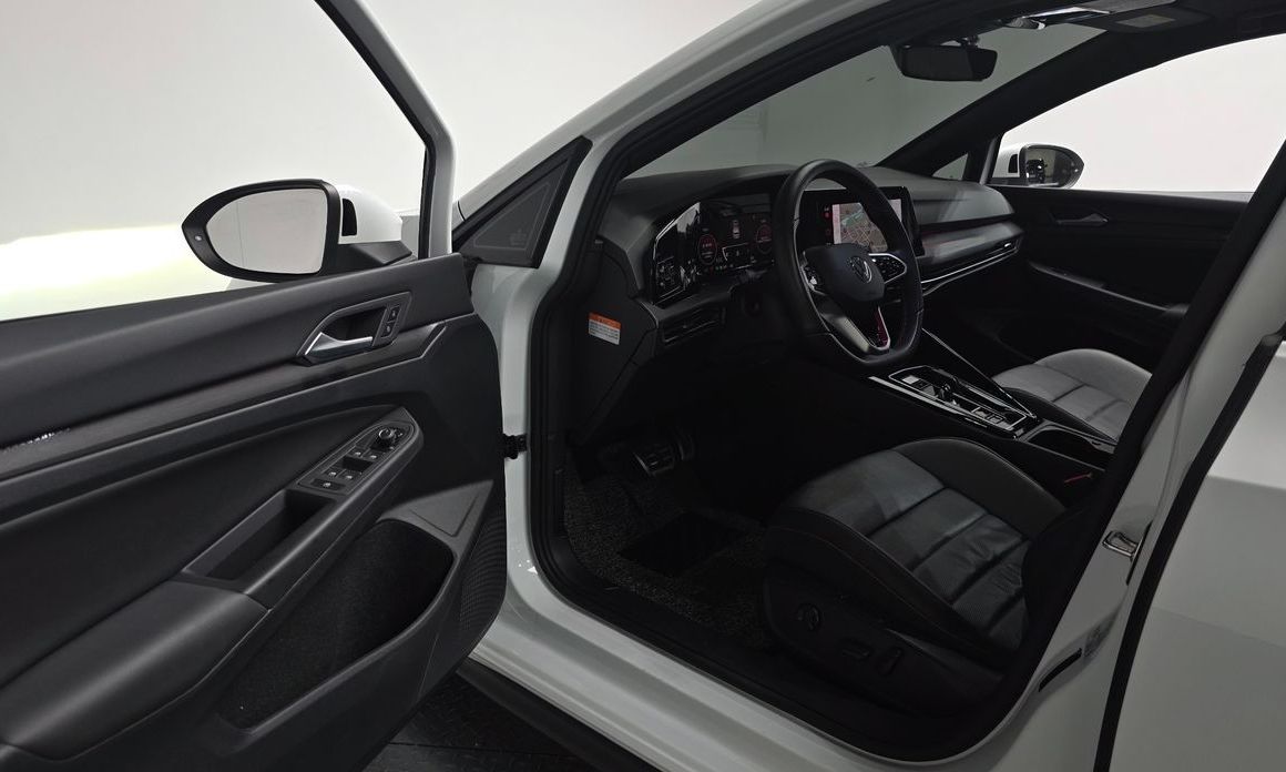 Volkswagen Golf 2023
