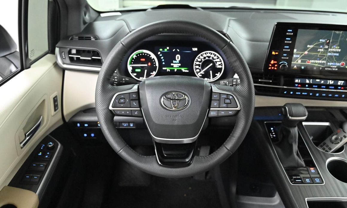 Toyota Sienna 2023