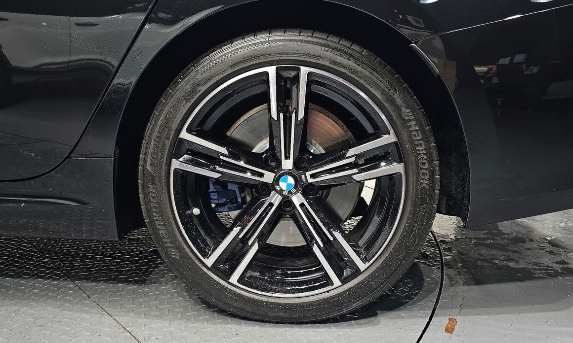 BMW 3-Series 2025