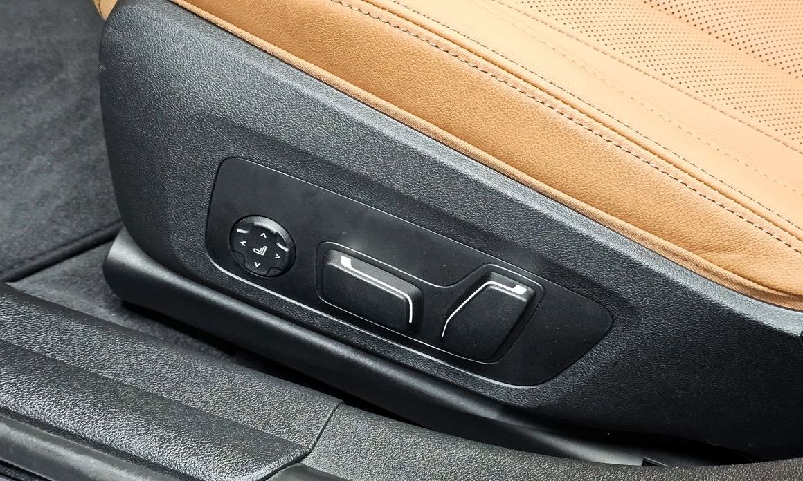 BMW 3-Series 2025
