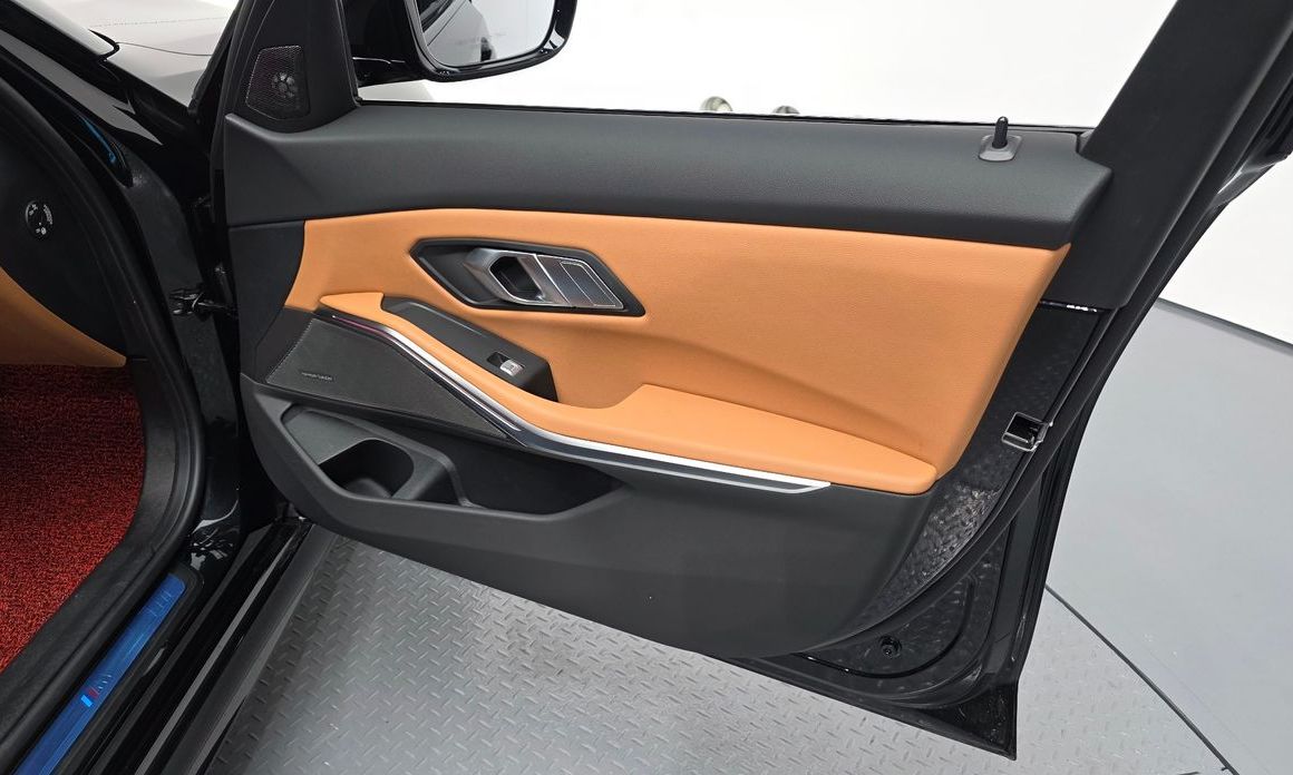 BMW 3-Series 2025