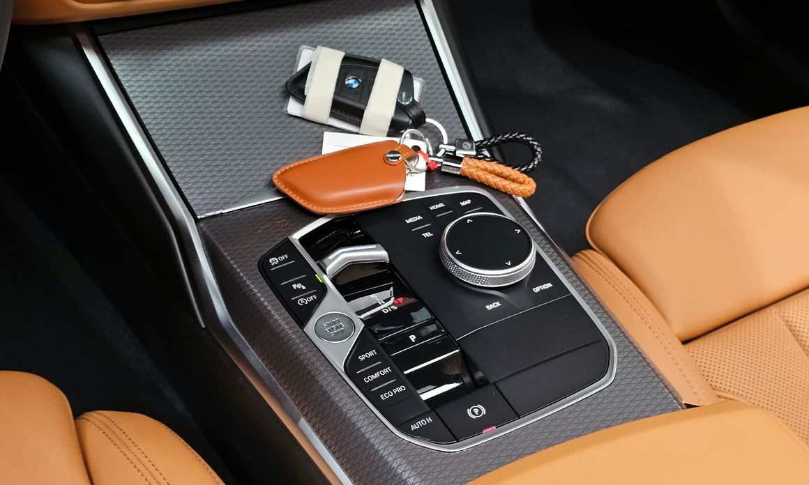 BMW 3-Series 2025