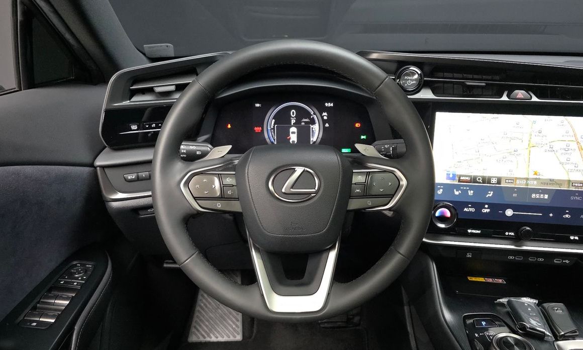 Lexus RZ 2023