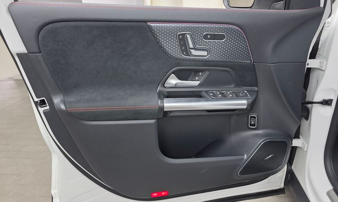 Mercedes-Benz EQA 2025