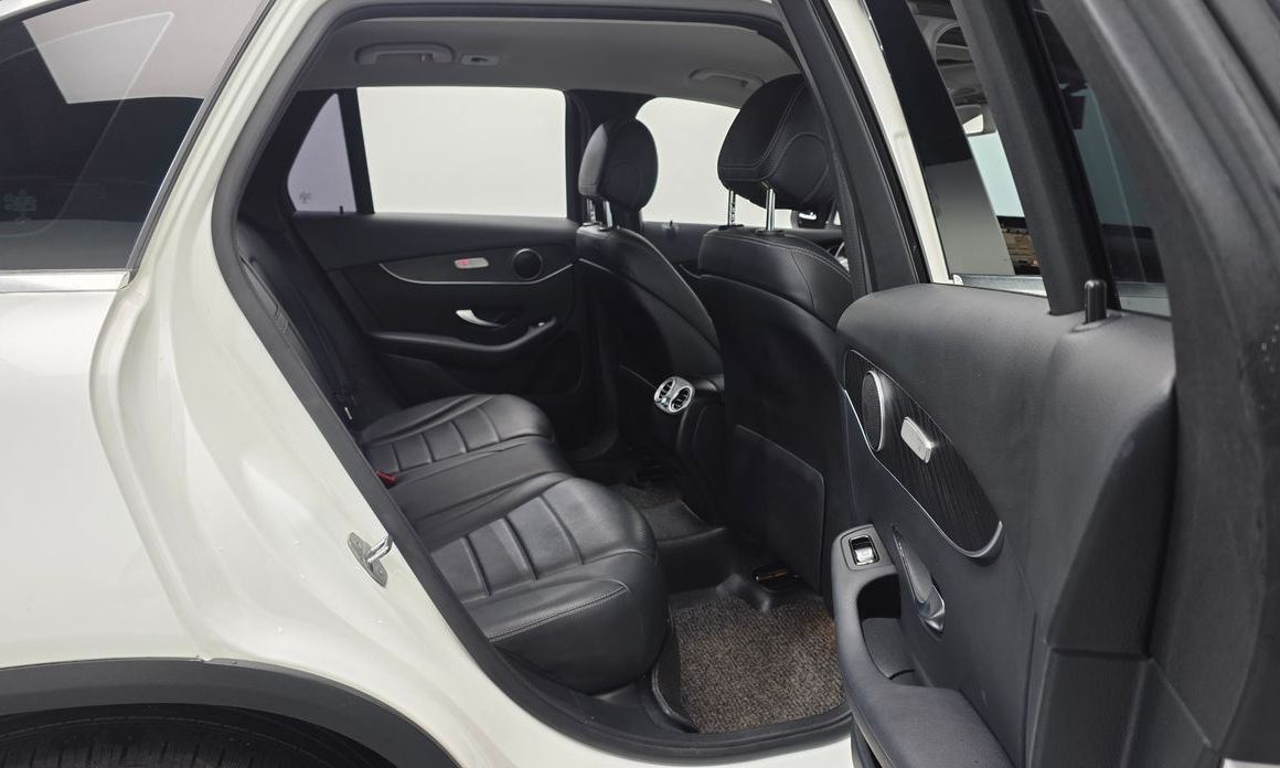 Mercedes-Benz GLC-Class 2019