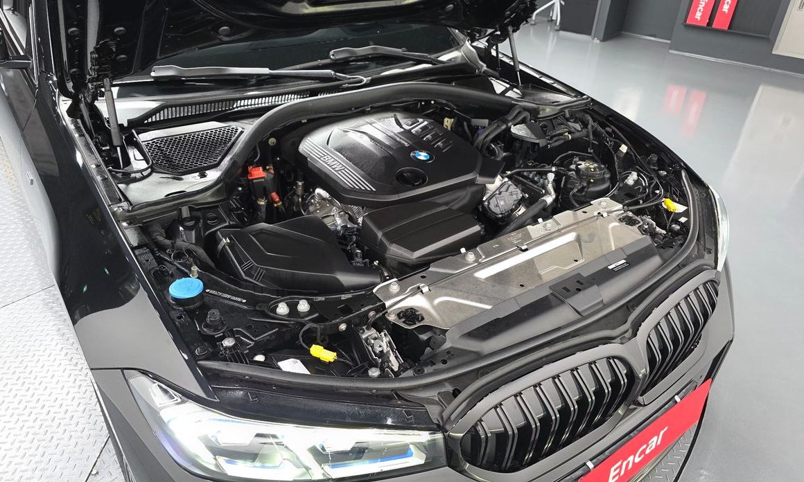 BMW 3-Series 2025