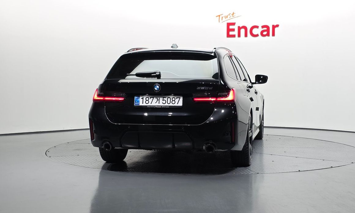 BMW 3-Series 2025