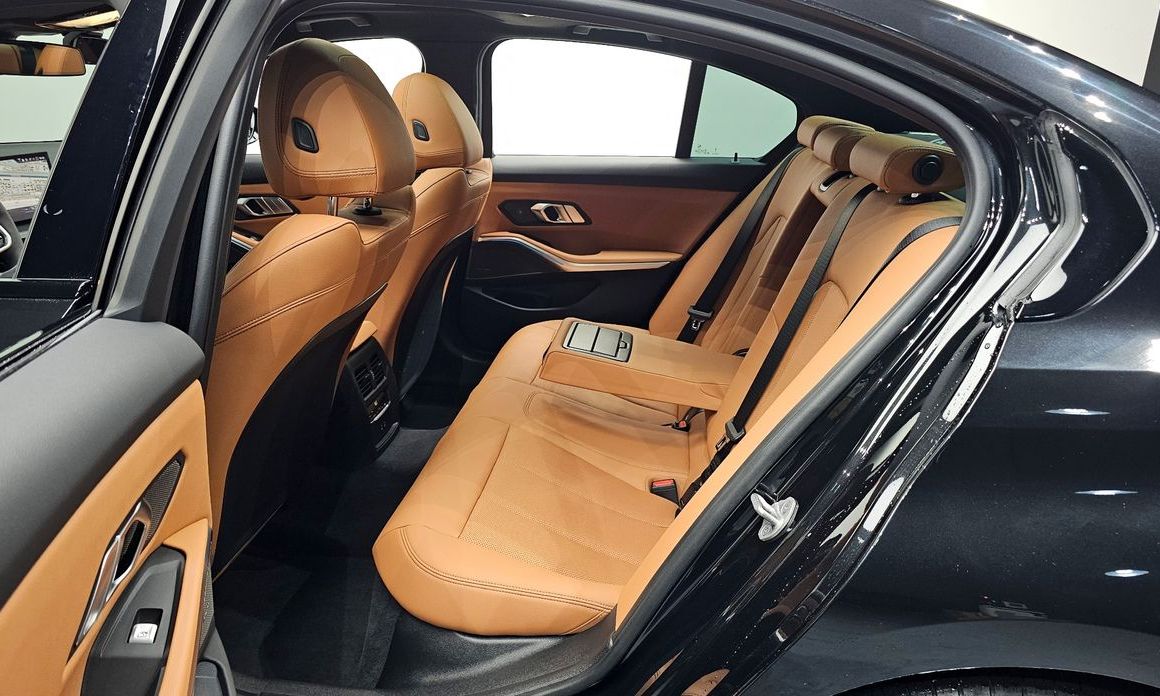 BMW 3-Series 2025