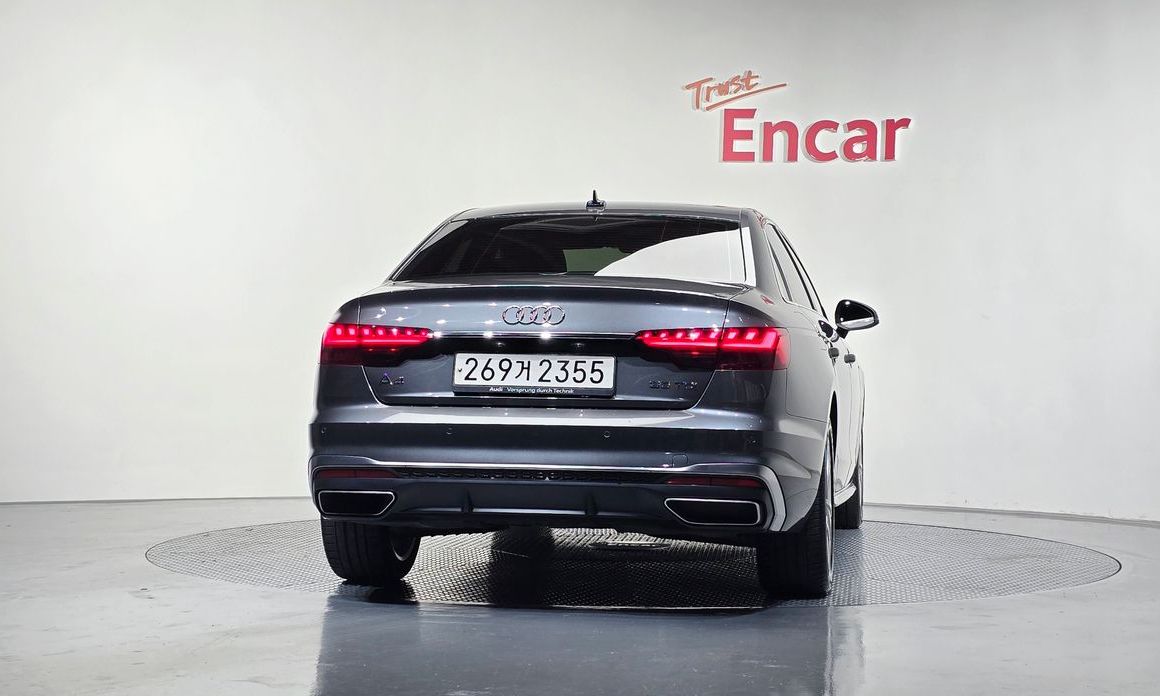 Audi A4 2022