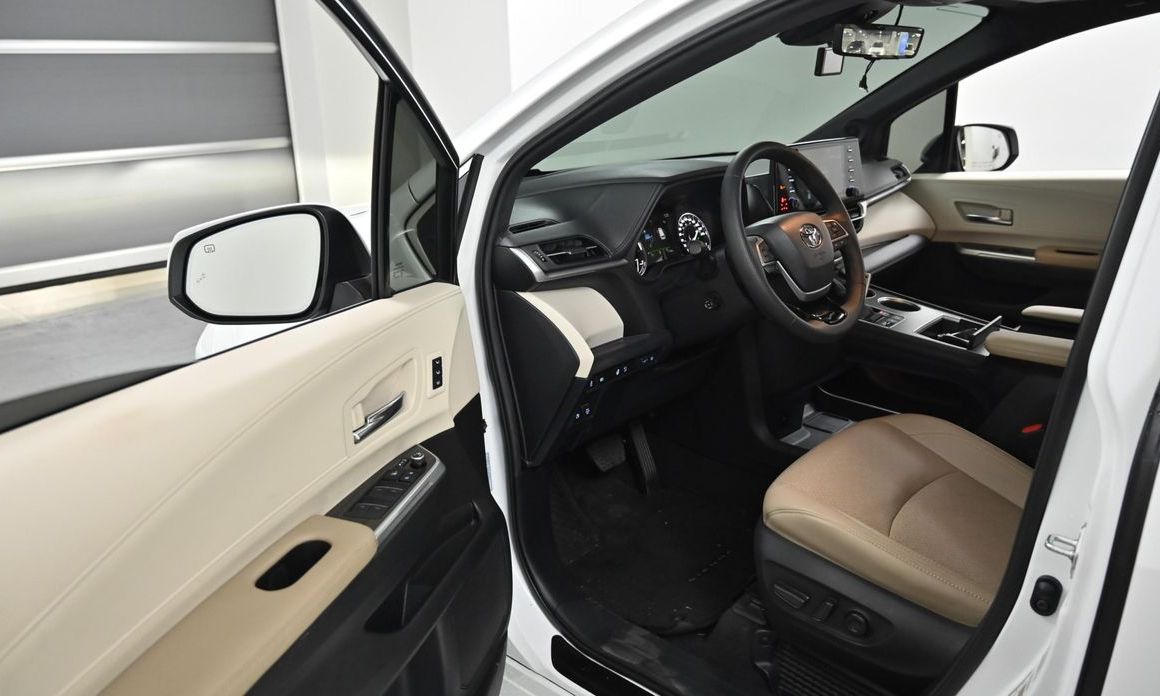 Toyota Sienna 2023
