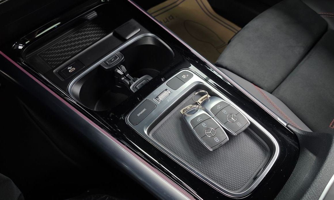 Mercedes-Benz EQA 2025