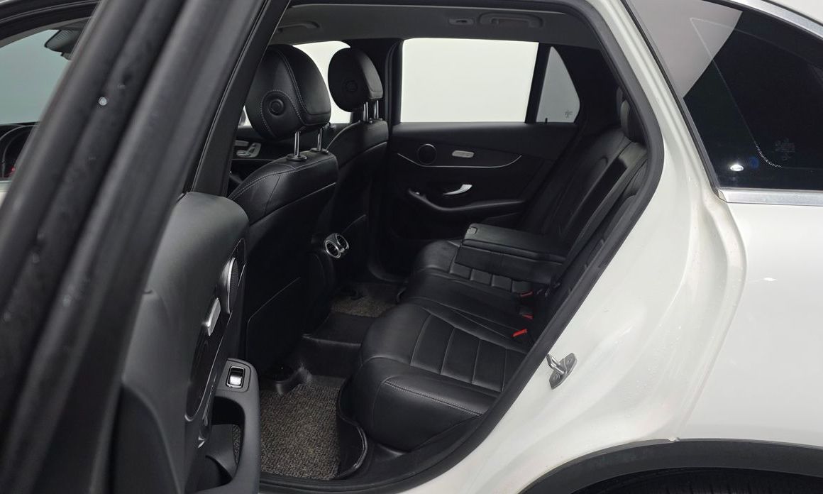 Mercedes-Benz GLC-Class 2019