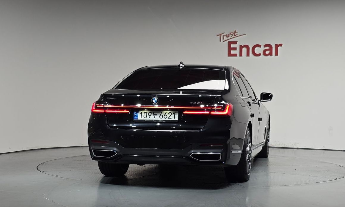 BMW 7-Series 2022