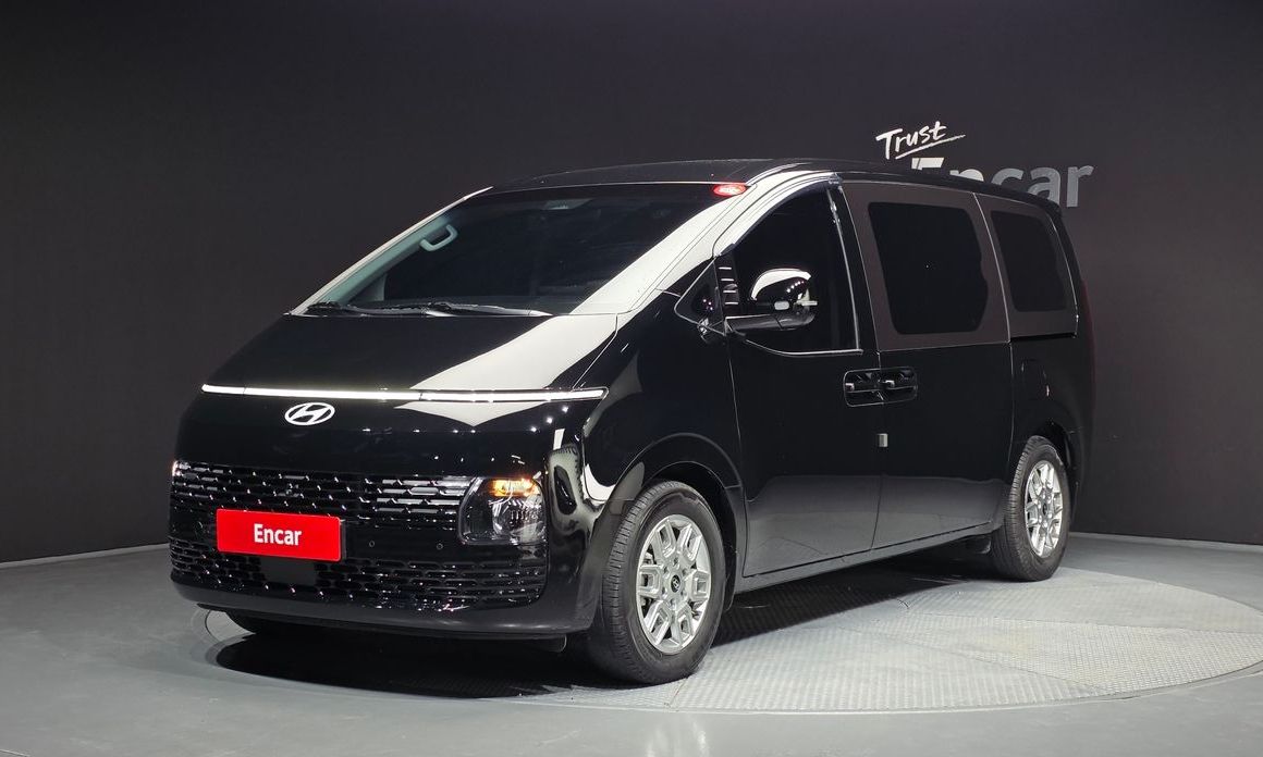 Hyundai Staria 2025