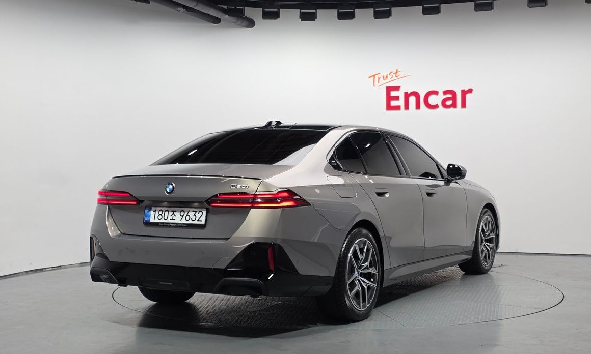 BMW 5-Series 2026