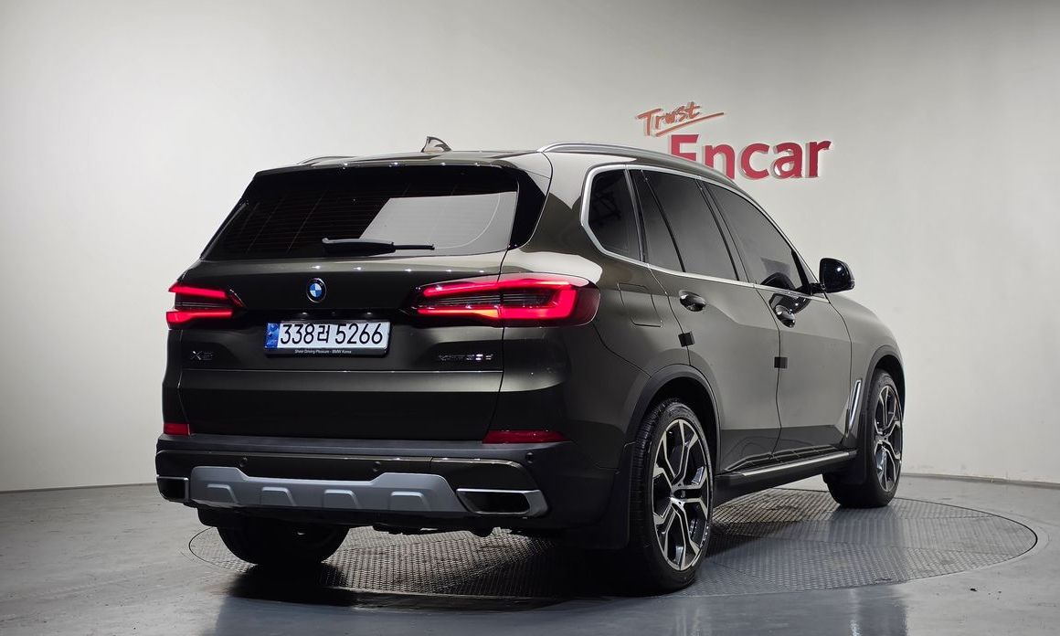 BMW X5 2023