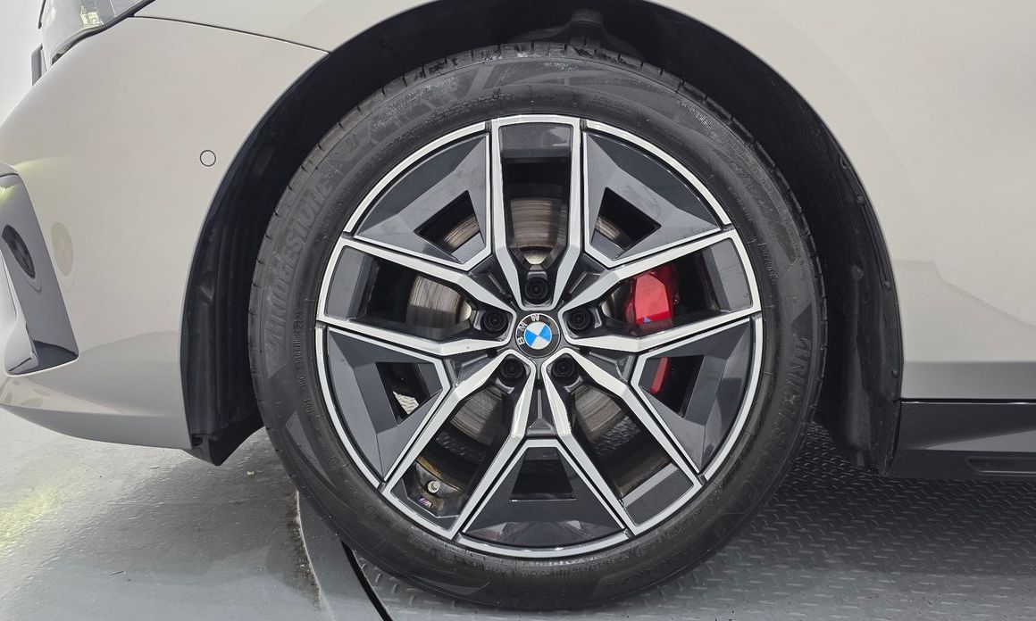 BMW 5-Series 2026