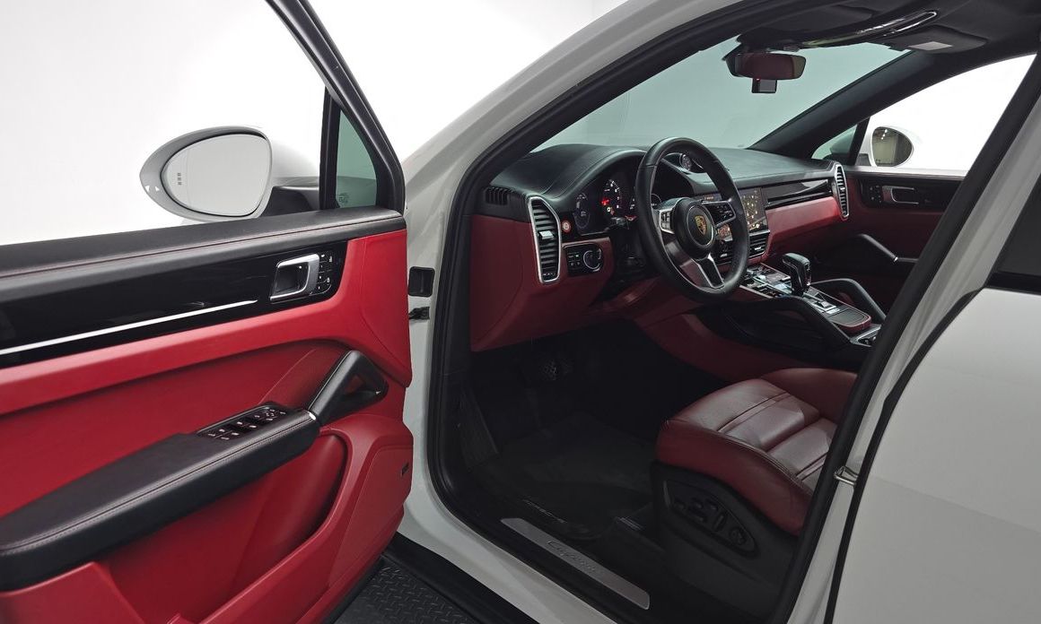 Porsche Cayenne 2023