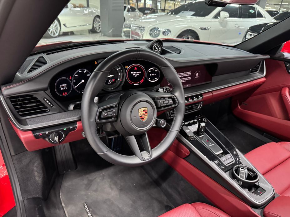Porsche 911 2024