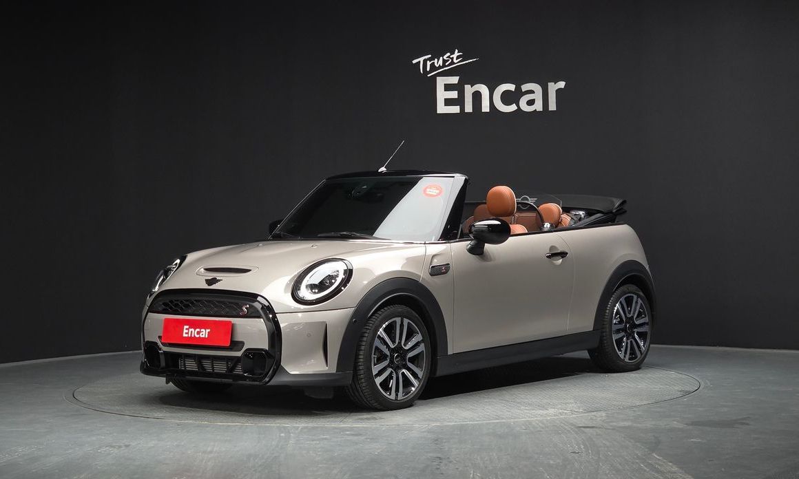 Mini Cooper Convertible 2024