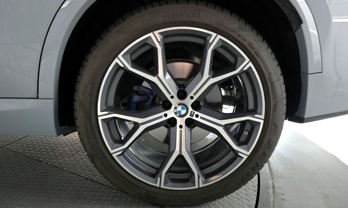 BMW X5 2025