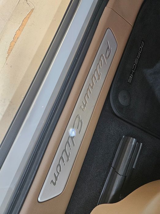 Porsche Cayenne 2023