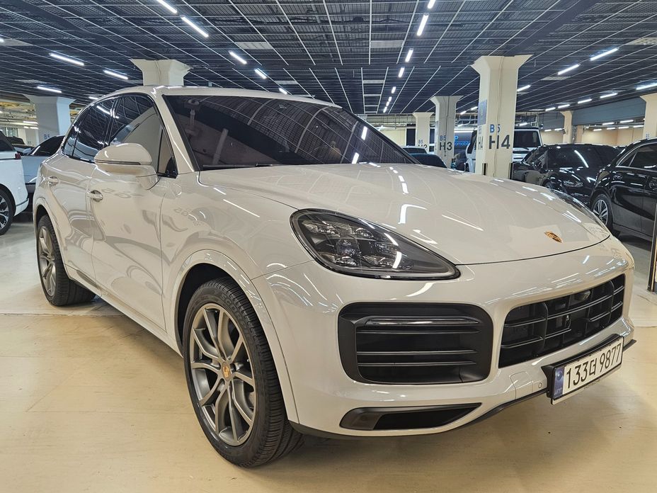 Porsche Cayenne 2023
