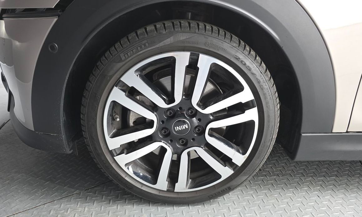 Mini Cooper Convertible 2024