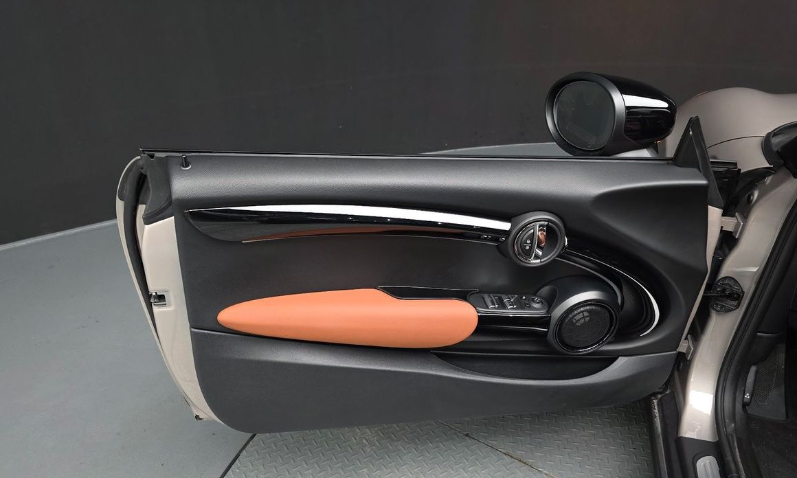 Mini Cooper Convertible 2024