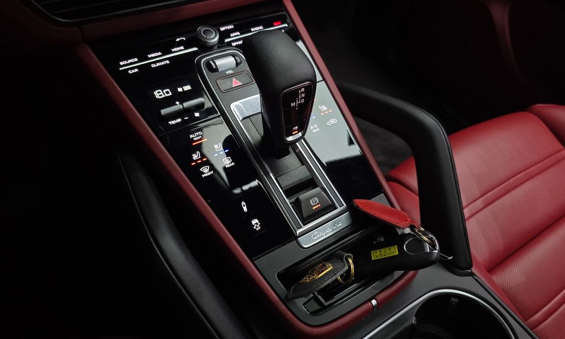 Porsche Cayenne 2023