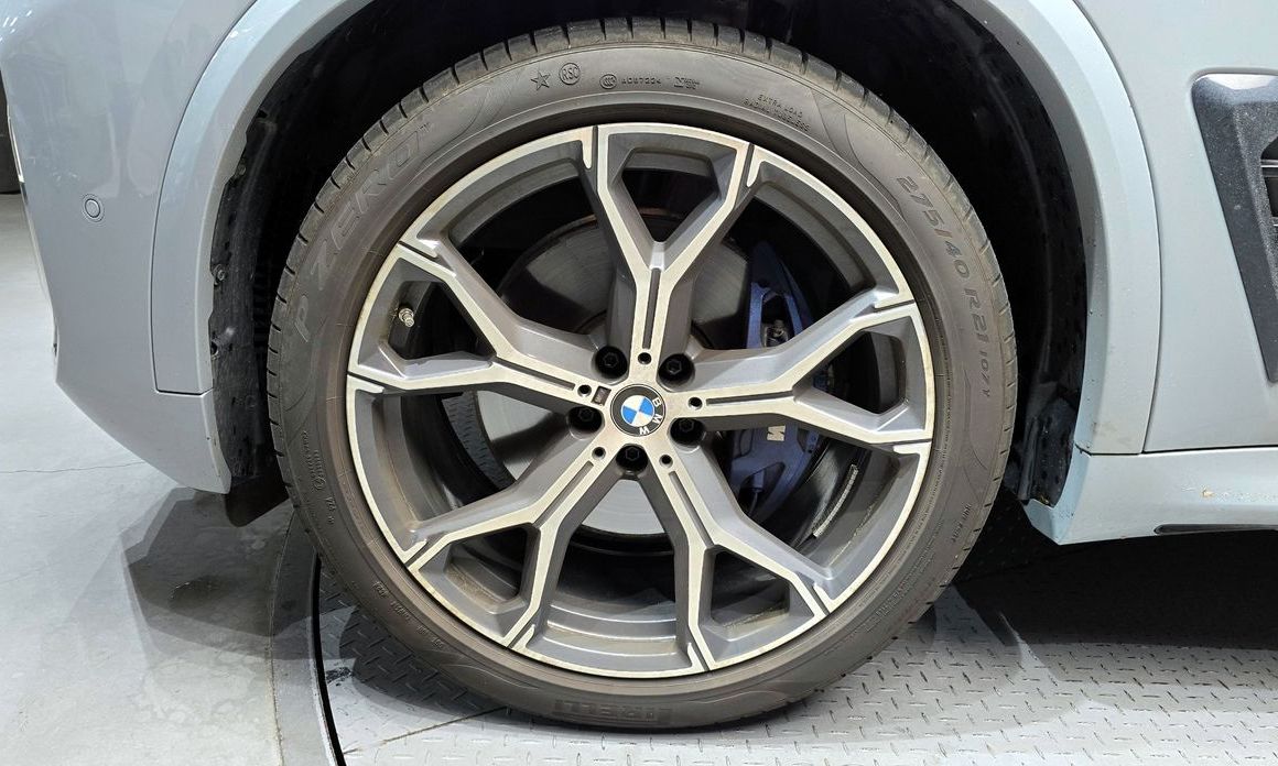 BMW X5 2025