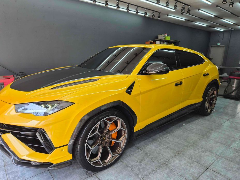 Lamborghini Urus 2024