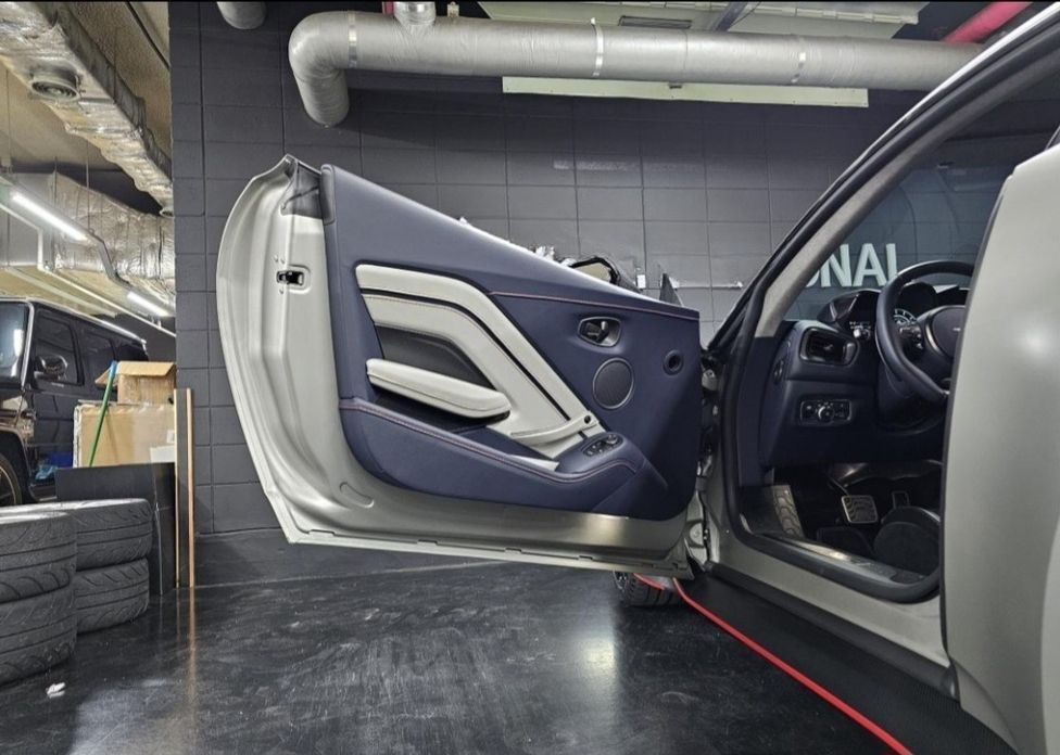 Astonmartin Vantage 2023