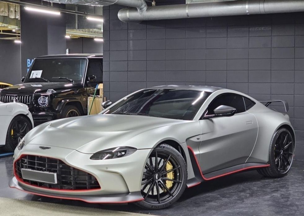 Astonmartin Vantage 2023