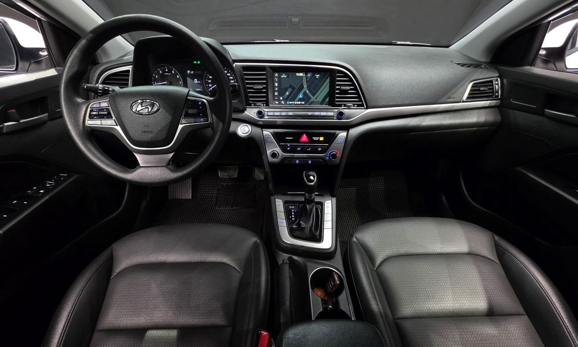 Hyundai AVANTE 2018