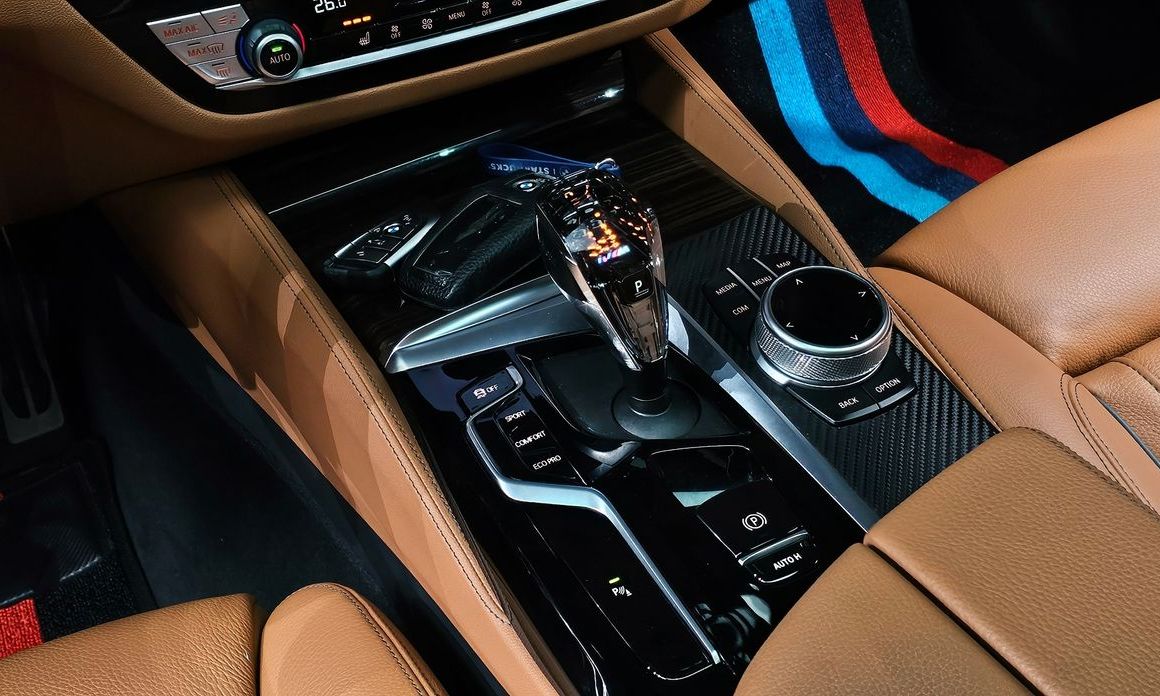BMW 5-Series 2022