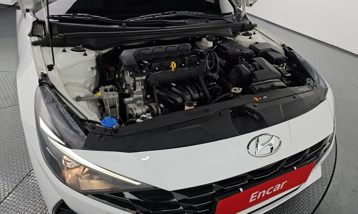 Hyundai AVANTE 2021