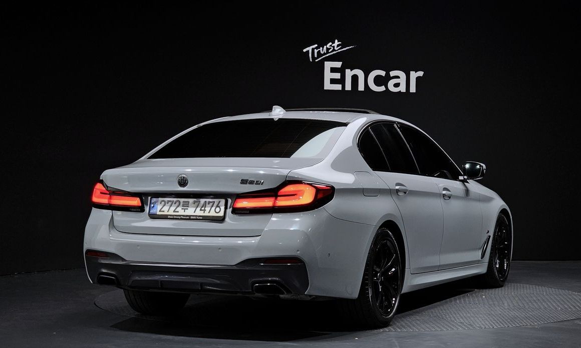 BMW 5-Series 2022