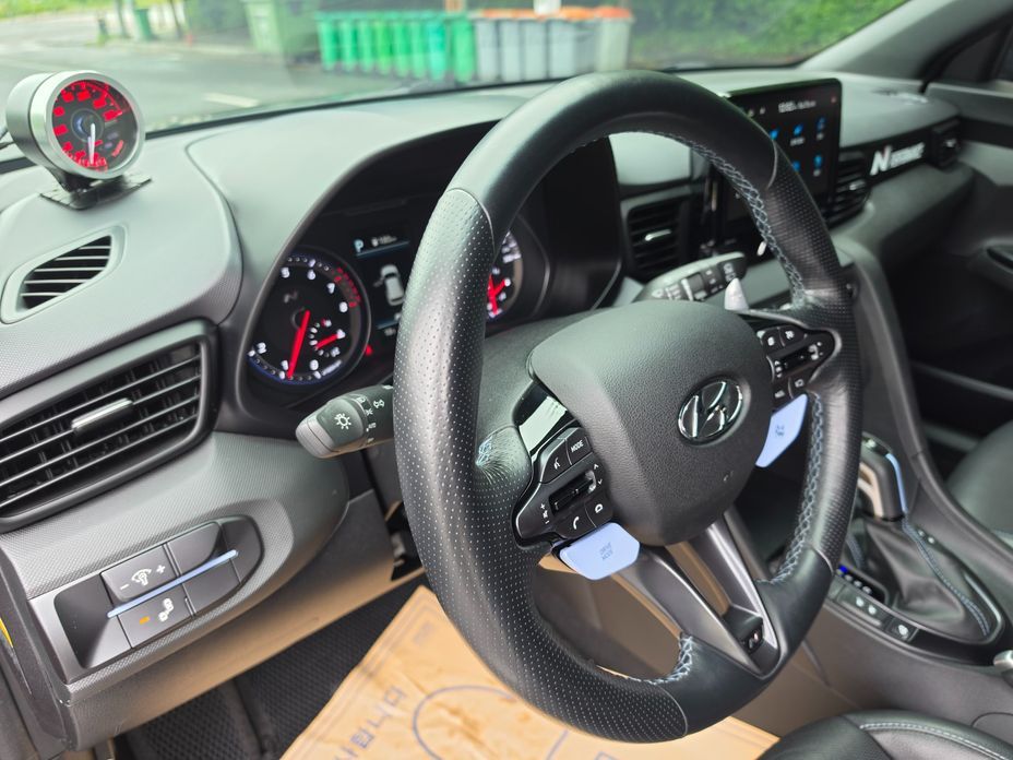 Hyundai Veloster 2021