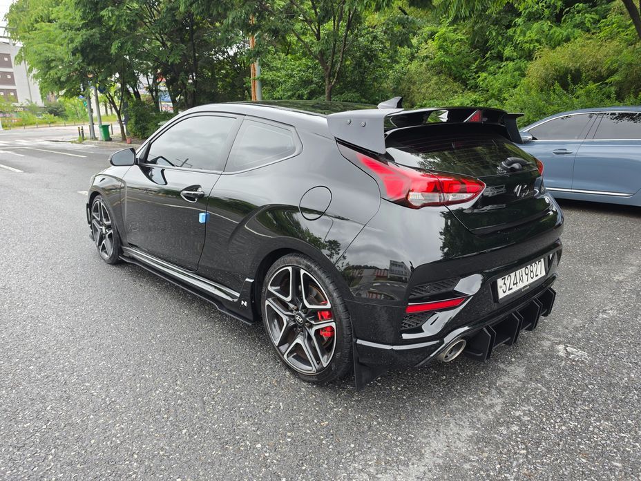 Hyundai Veloster 2021
